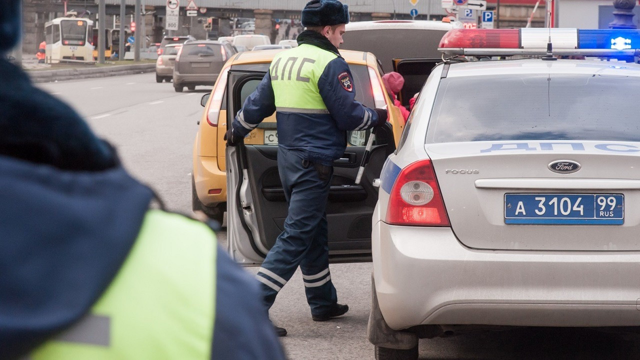 В РФ хотят создать открытую базу данных водителей-нарушителей